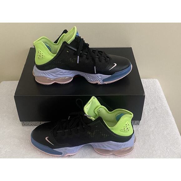 Nike Men’s LeBron 19 Low Basketball Shoes Ghost Green Size 8.5 - Picture 3 of 5